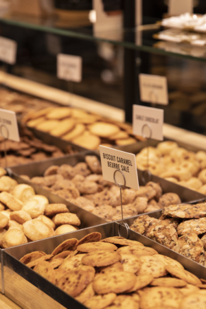 Bon Marche Comptoir Biscuits Maison Dandoy