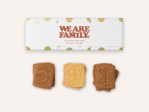 Boite Biscuits We Are Family Vanille Speculoos Maison Dandoy